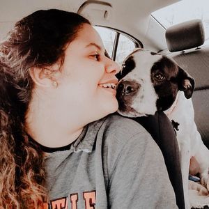 Meet your Posher, Leigh